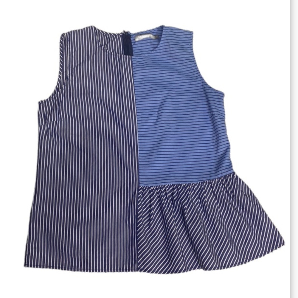 209wst38 Blue and white striped blouse.  100% cotton. Asymmetrical Size M